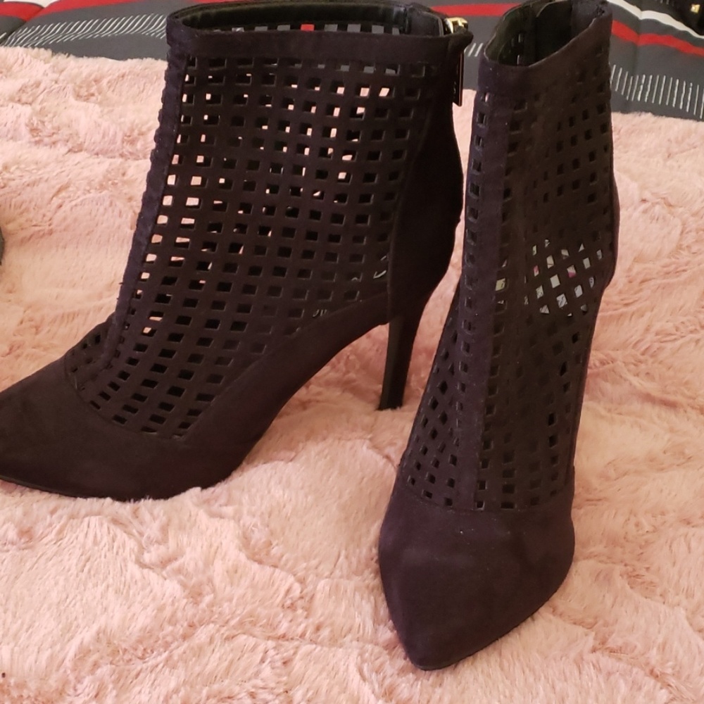 Black suede heels